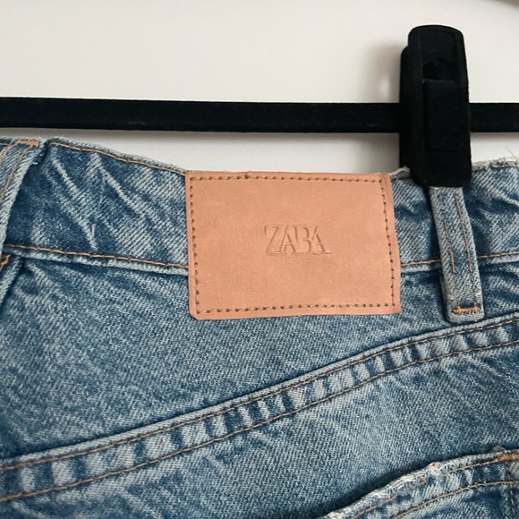 Zara Ripped Jeans - Picture 6 of 6